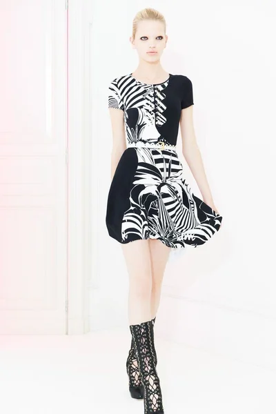 Look 3